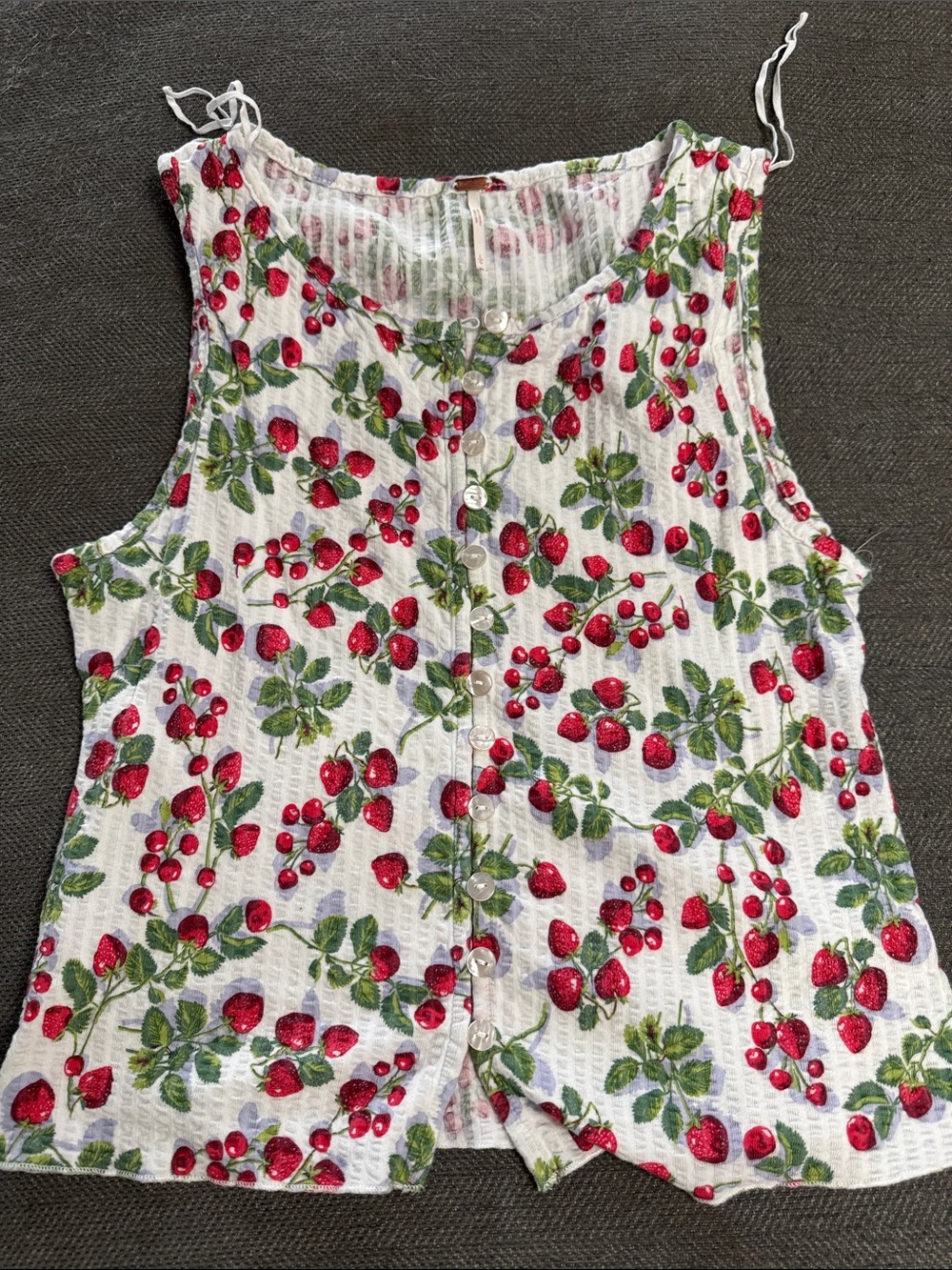 Free People White Strawberry & Green Leaf Button Tank